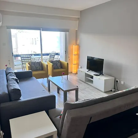 Near Finikoudes 15 Apartman