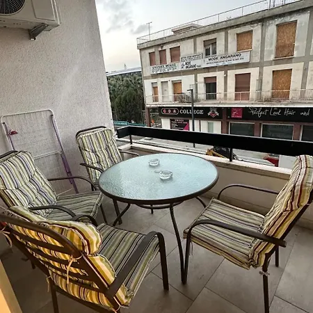 Appartement Near Finikoudes 15 Larnaca