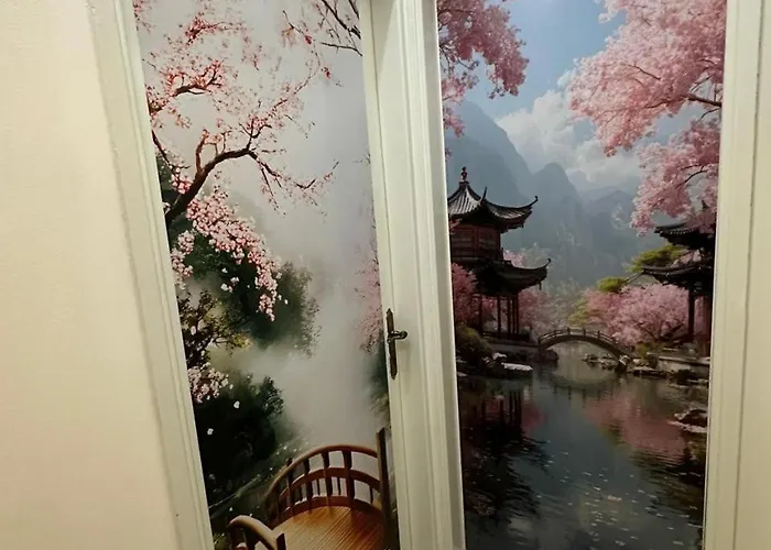 Near Finikoudes 15 Appartement Larnaca